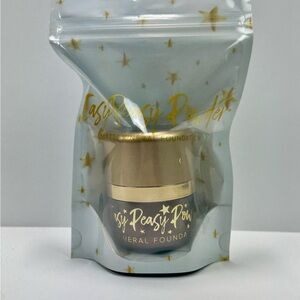 Easy Peasy Powder Mineral Foundation & Bronzer